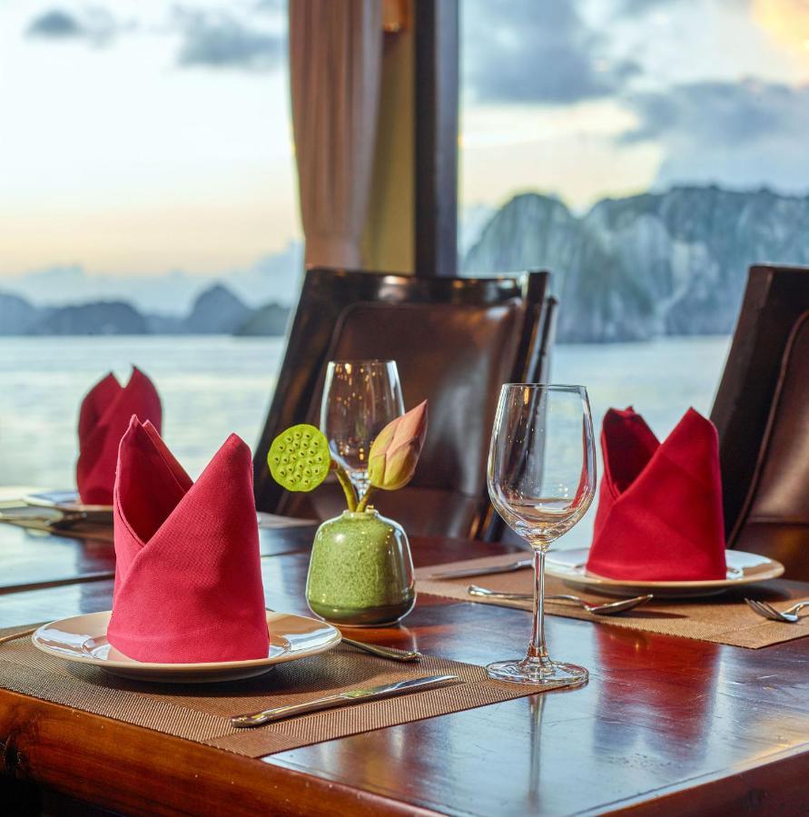 Lan Ha Lotus Cruise Hotell Ha Long Exteriör bild